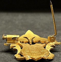 France 1920´ old beauty brooch fleur-de-lis shield, Art Nouveau design elegant