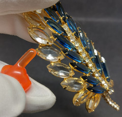Juliana D&E DeLizza Elster Feather Leaf Brooch Blue Navette Clear Rhinestones 4′
