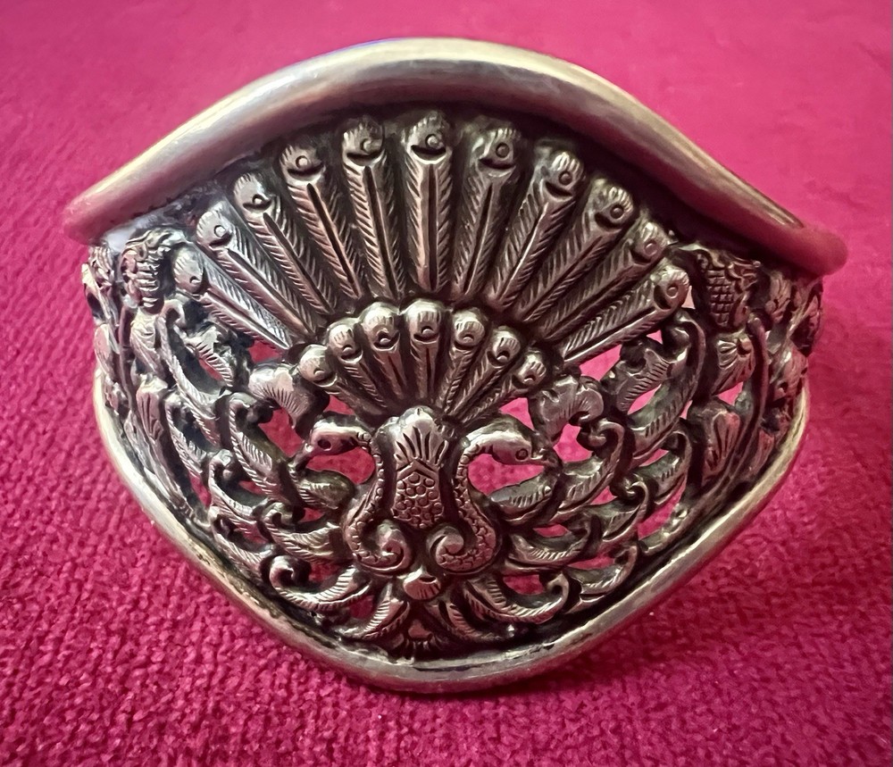 VINTAGE 800 SILVER WIDE CUFF BRACELET INTRICATE PEACOCK DESIGN 38 GRAMS