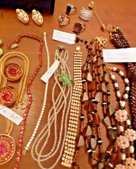 Vtg Costume Jewelry lot W/Gold,Silver , Weiss,krementz,Haskell,Hobe &Rhinestones