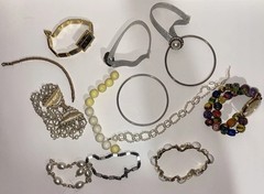 Vintage Costume Jewelry Lot 2 lbs Necklaces Bracelets Earrings Craft Wear Repair