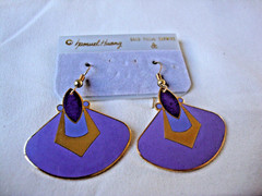 VINTAGE SAMUEL HUANG DESIGNER CLOISONNE RETRO MOD FAN LAVENDER & PURPLE EARRINGS