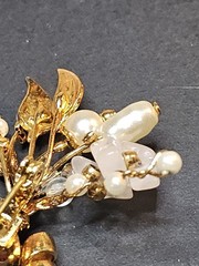Vintage Floral Spray Brooch Gold tone Faux Pearls Pink Stone Chips Delicate Pin