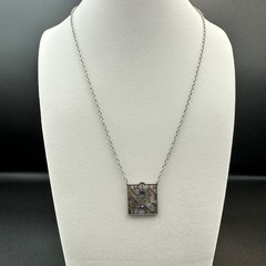 Vintage Rhinestone Silver-Tone Fashion Rare Filigree Square Pendant Necklace