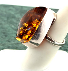 Baltic Amber Very Large Vintage STERLING SILVER Cocktail Ring Size size 6.25