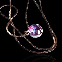 Vtg Silver Tone Red Shifting Blue Saphiret Glass Necklace 21in