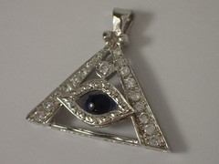 ESTATE Vtg Signed 2.9g SOLID 18k White Gold Glass Evil Eye CZ Necklace Pendant