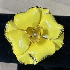 Vintage 1960s 1970s Yellow Enamel Flower Brooch Large Statement Pin Gold Tone