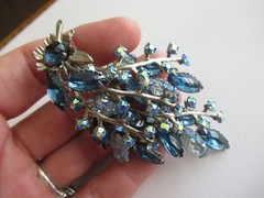 Rare Vintage Judy Lee Floral Spray Rhinestone Lava Glass Brooch