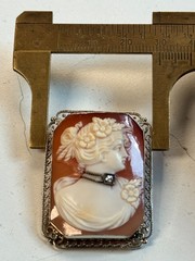 Antique 14K White Gold Shell Cameo Brooch Diamond Filigree Frame 30mm 11.4g