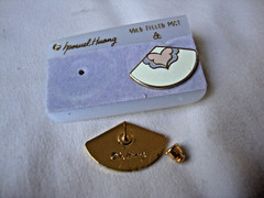 VINTAGE SAMUEL HUANG CLOISONNE RETRO ABSTRACT FAN PINK GRAY & WHITE EARRINGS