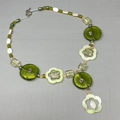 Glass Necklace Green White Beads Wire Wrap Acrylic Flower Y Drop Pendant Boho 18