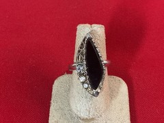 Vintage Emmons Black Marquise Cabochon Rhinestone Adjustable Ring Silver Tone Co