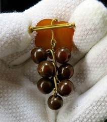 Vintage Natural Baltic Amber Grapes Brooch USSR Gold Plated Pin