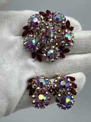 Vintage Rare Crown TRIFARI Red AB Rhinestone Contessa Brooch & Earring Set #791