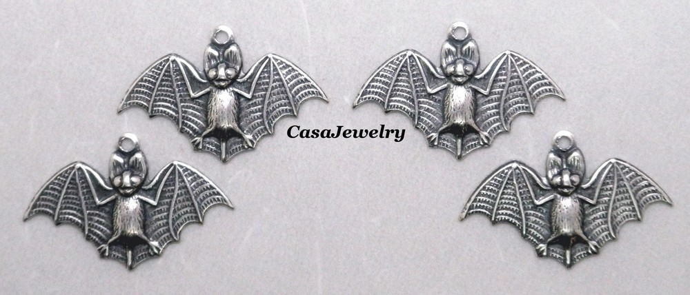 #0411 ANTIQUED .925 STERLING SILVER PLATED BAT W/TOP HANG RING – 4 Pcs