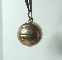VTG 925 STERLING SILVER BASKETBALL “FRANK EVON” CHARM PENDANT 17MM IN DIAMETER