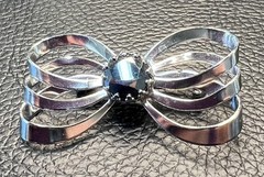 Vintage Silver tone Ribbon triple Bow brooch pin with Onyx stone