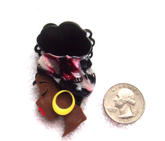 Vintage Wearable Art Fashion Black Lady Hand Layered Acrylic Pin or Brooch – NOS
