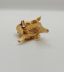 Gold Tone Giraffe W/Green Rhinestones Eyes Signed LG (Lind-gal)