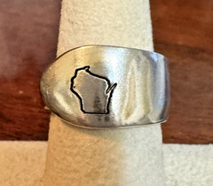 Vintage Spoon Ring State of Wisconsin Outline Signet Original Rogers Silver S7.5