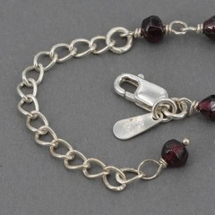 Vintage Silpada Dainty Sterling Silver Faceted Garnet Bead 16-18″ Necklace N1053