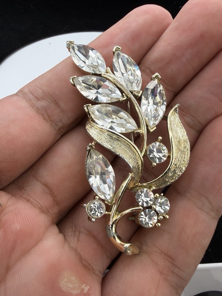 Vintage Designer Lisner Silver Tone Gold Plated Rhinestone Leaf Brooch