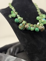 Stunning Vintage Green Bauble Faceted Czech Glass Necklace 16”