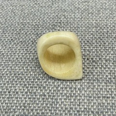 Vintage Ring Chunky Asymmetrical Cream Size 5.5 MCM Retro Mod