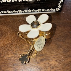 Marc Jacobs Daisy SOLID PERFUME 0.75g Women’s Necklace Charm N Pouch