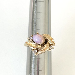 Vintage Avon Faux Fire Opal Rhinestone Leaves Gold Tone Adjustable Ladies Ring