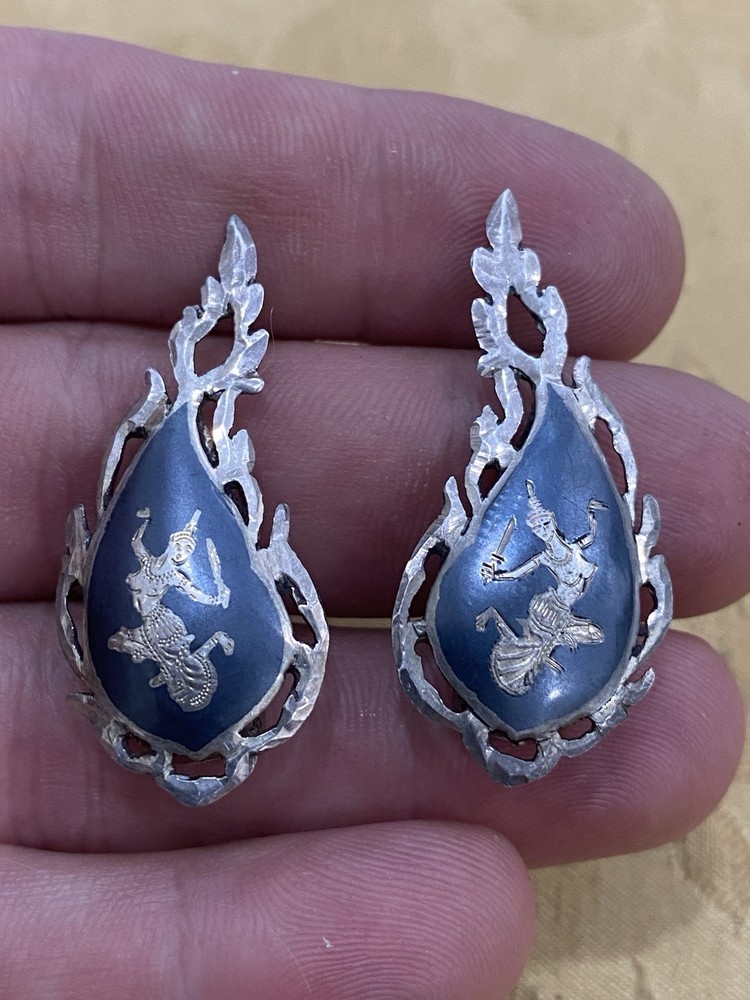 Vintage Estate 925 Sterling Silver Signed Clip On Earring