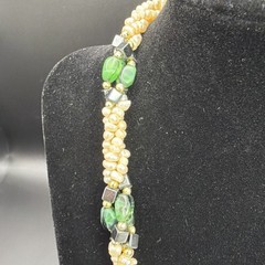 Elegant Vintage-Style Twisted Pearl – Gemstone Statement Necklace 19 Inches