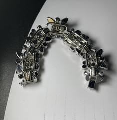 Vintage Juliana deep Green borialis Rhinestone Floral Silvertone Bracelet