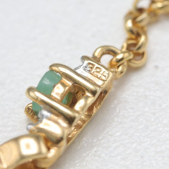 Tiny delicate Gold tone chain links 6 3/4″ Bracelet w/4 round Peridot stones