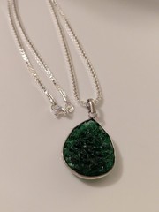 Vintage Sterling Silver Green Art Glass Teardrop Pendant on New 18″ 925 Chain