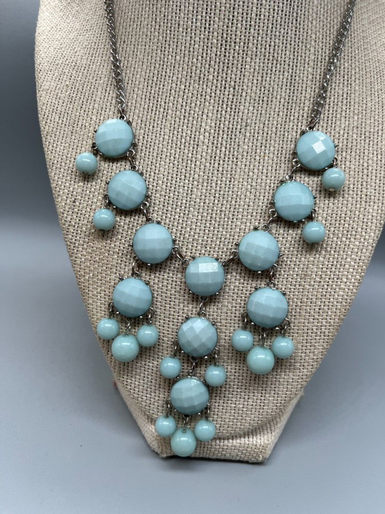 16 inch light green Faceted Round plastic Stone Statement Necklace bl01