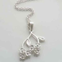 Sterling Silver Flower shape pendant women’s engagement pendant