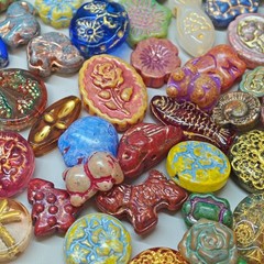 Vintage Now Bulk Jewelry bead Lot 3.5OZ ALL Brand New Untested 200+Mix and Match