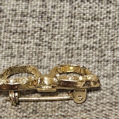 2 Vtge Pins Brooch Cat Eye Glasses Clear Rhinestone & Enamel Frog Green/ Blue