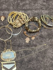 3 LB JEWELRY TREASURE HUNT Gold & Silver Tone, Rhinestones UNSEARCHED & UNTESTED