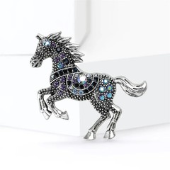 Vintage Red Crystal Horse Brooch Pin Antique Gold Tone Rhinestone Animal Jewelry