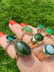 VINTAGE 10K YELLOW GOLD BIG OVAL GREEN NEPHRITE JADE JADEITE RING SOLID HEAVY