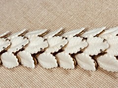 Vintage White Lucite Leaf Link Articulated Bracelet 3 Row ~ 7.25”