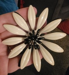 Vintage Huge Enamel Flower Brooch 1950s To 1970s CA USA E407-2