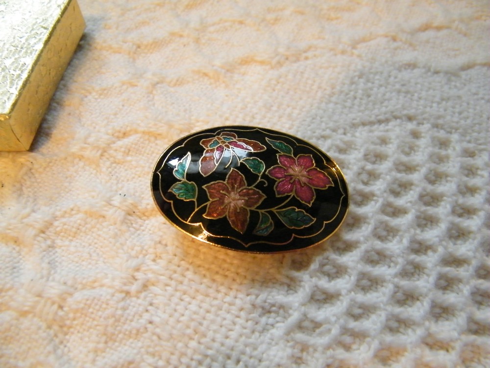 Collectible Gold Tone Clip Colorful Cloissone Floral 1 7/8 x 1 3/8 Inch Unique