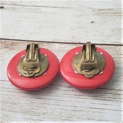 Vintage Clip On Earrings – 1 & 1/8″ – Very Red Circular