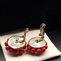 Vintage earrings necklace set nautical cluster clip ons red white beads READ