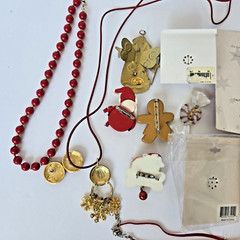 Lot of 22 Mixed Vintage Christmas Costume Jewelry 1990’s to Early 2000’s