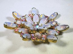 Vintage Juliana D&E Pink Moonstone Aurora Borealis Starburst Brooch Earrings Set
